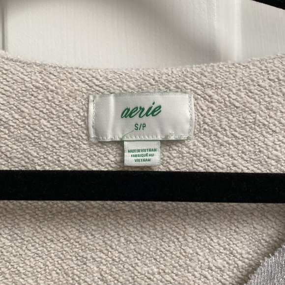 Aerie over sized split neck sweatshirt, heather grey, size Small - Picture 2 of 7